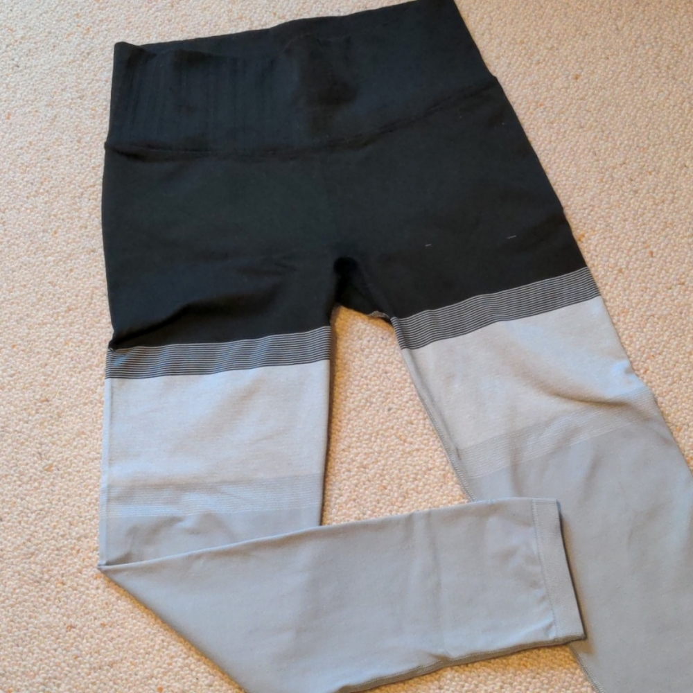 Athlete leggings